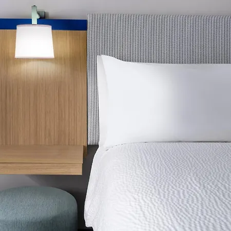 Garner Hotel Denver Airport By Ihg-3